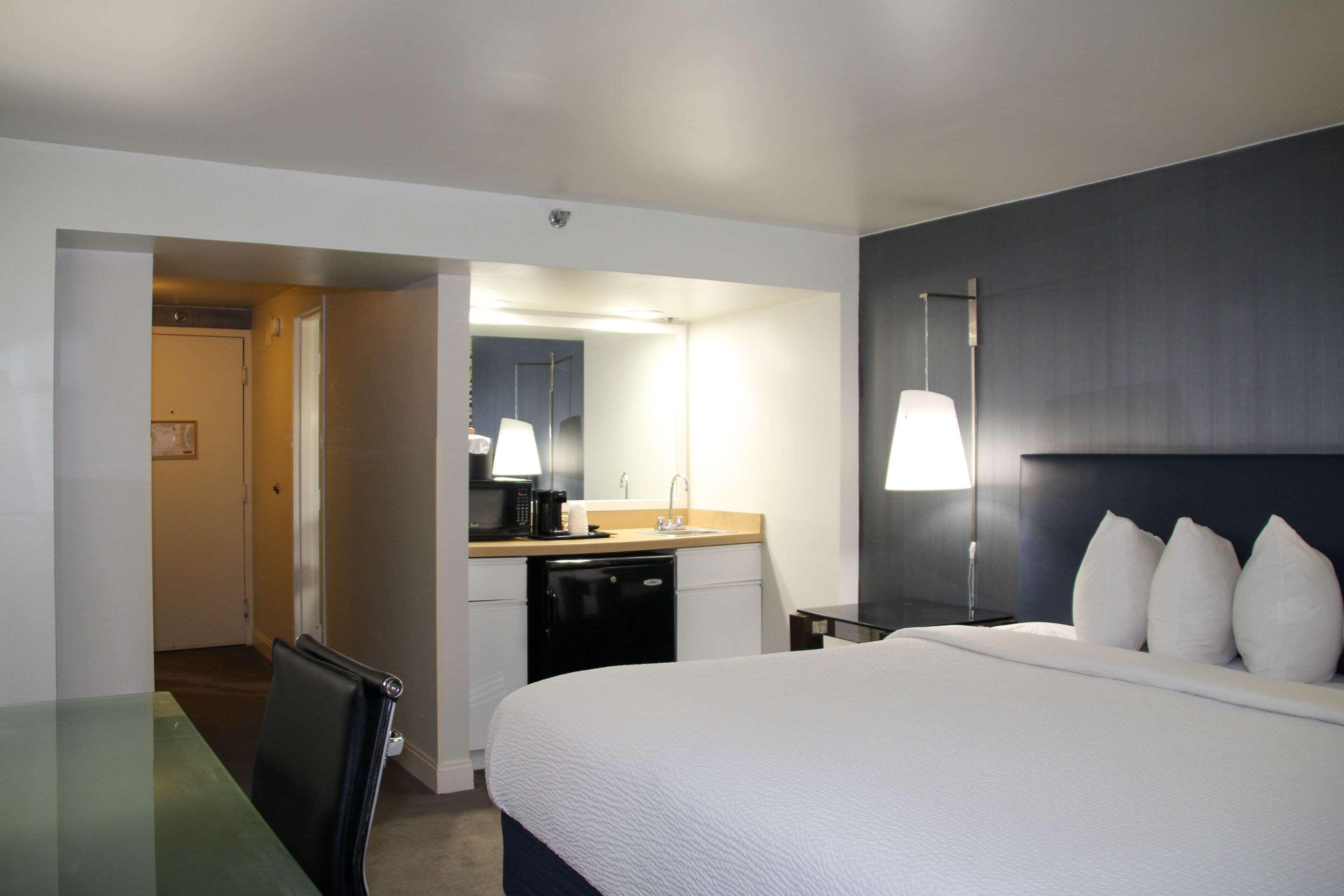 Comfort Inn & Suites Baltimore Inner Harbor Buitenkant foto