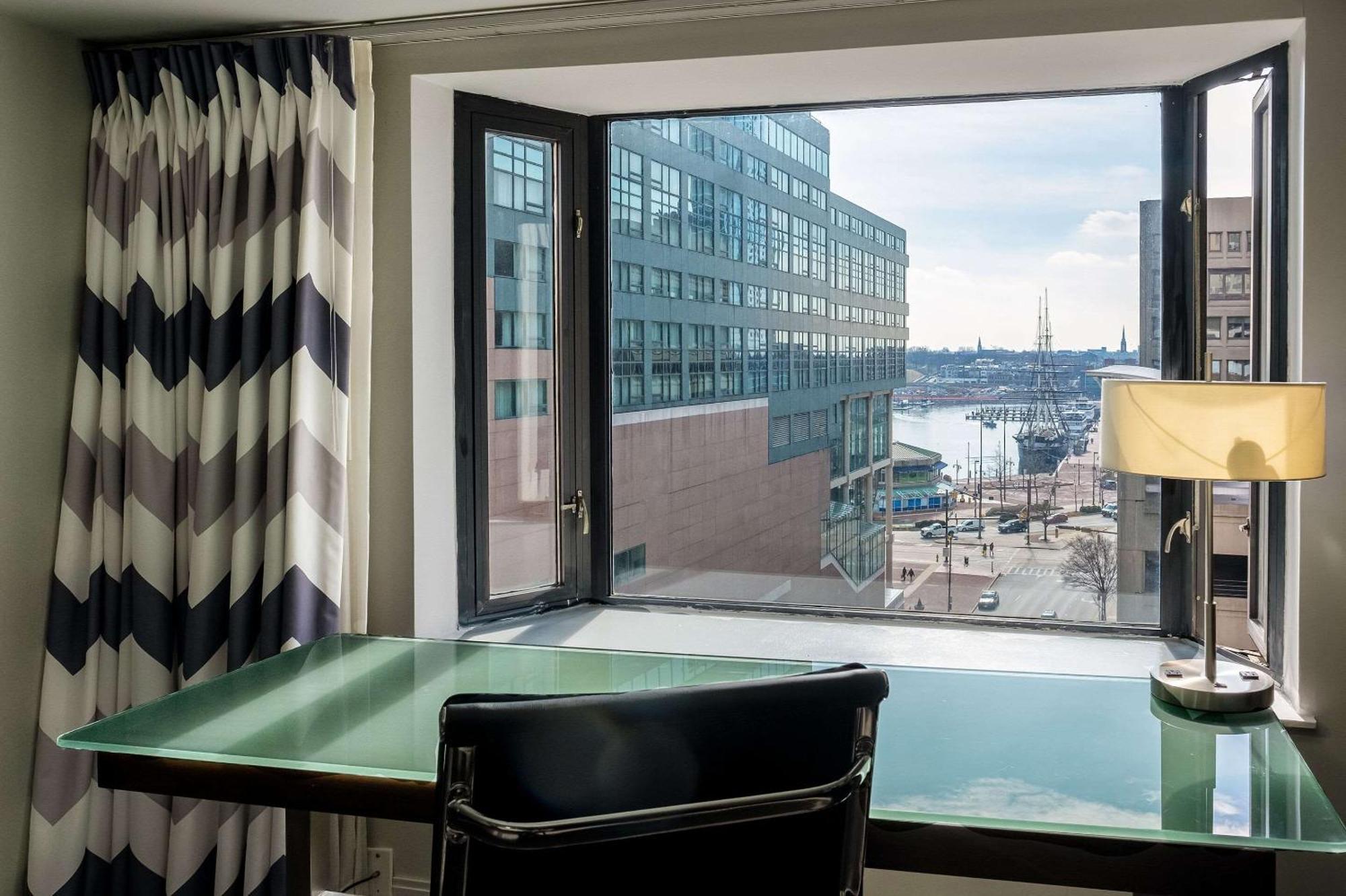 Comfort Inn & Suites Baltimore Inner Harbor Buitenkant foto
