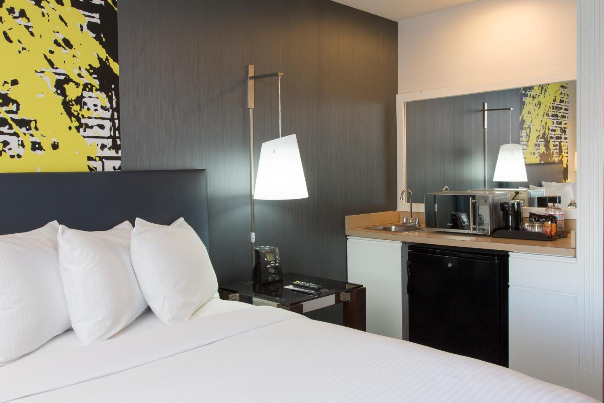 Comfort Inn & Suites Baltimore Inner Harbor Buitenkant foto